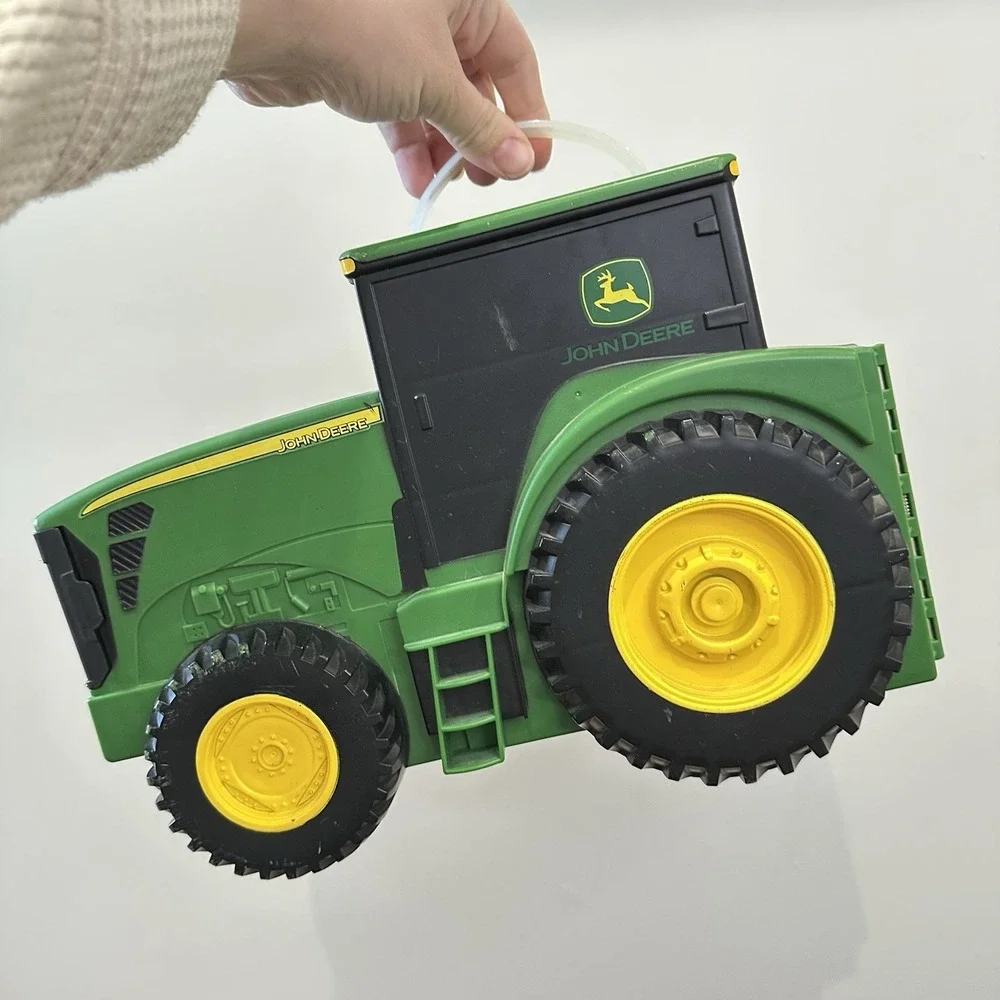 John Deere Toy Tractor Shaped‎ Storage Carrying Case For Farm Vehicles ERTL